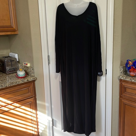 Dresses & Skirts - Black 3/4 sleeve maxi dress size 1X